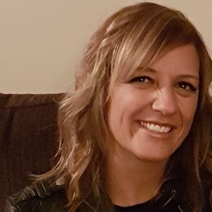 Meet your Posher, Suzanne